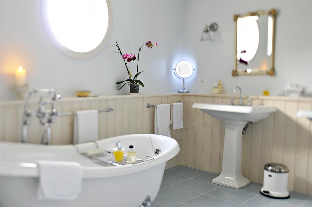 La Belle Saison Bed & Breakfast Mollens  Rom bilde
